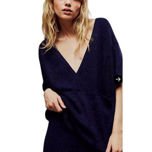 Free People Beach Jaclyn Top Women’s Blue Sz M Linen Cotton Pockets EUC